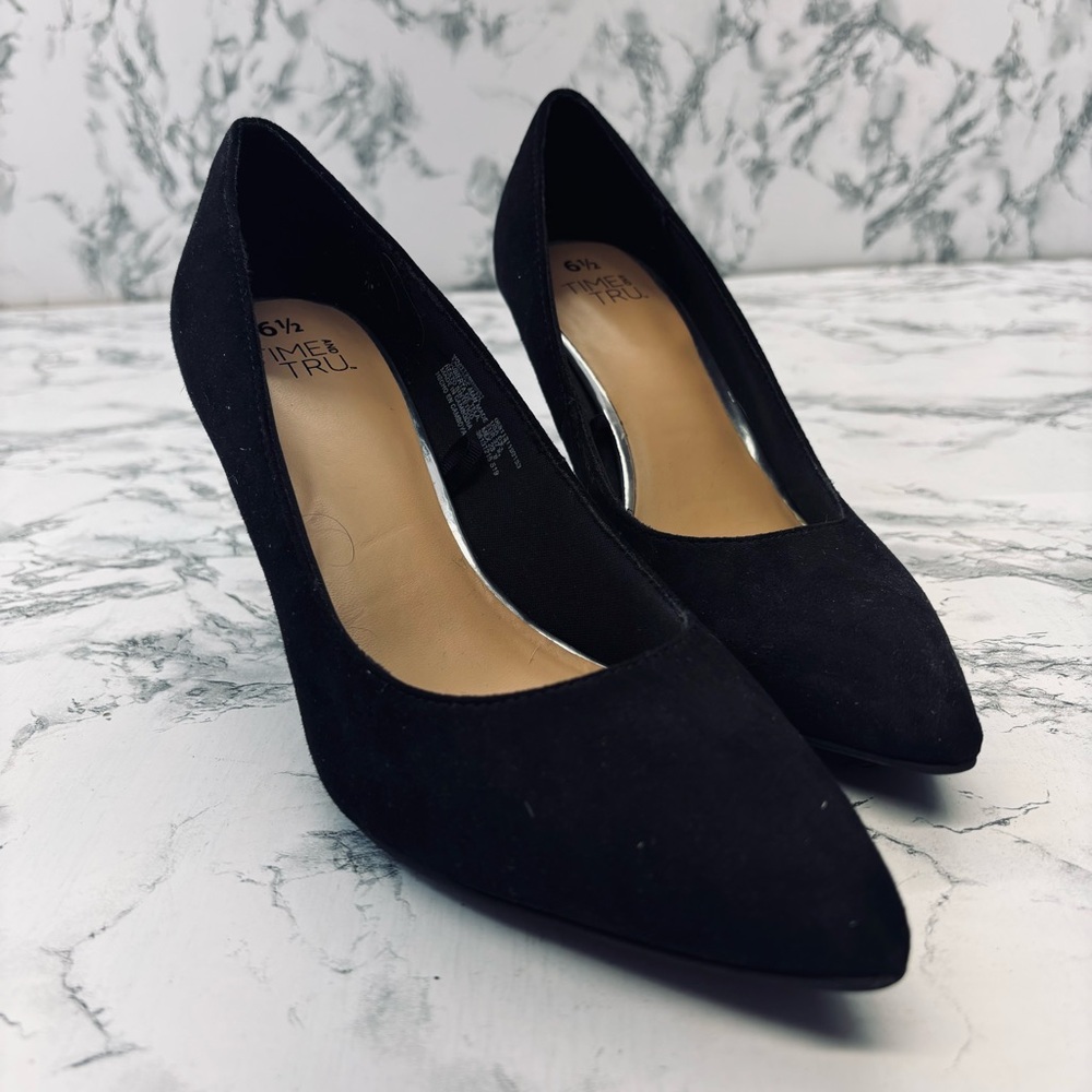 Time and Tru Women's Classic Black Heels Size 6.5